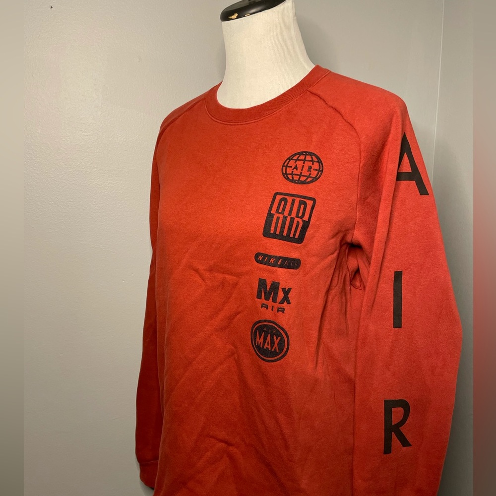 Nike sweatshirt